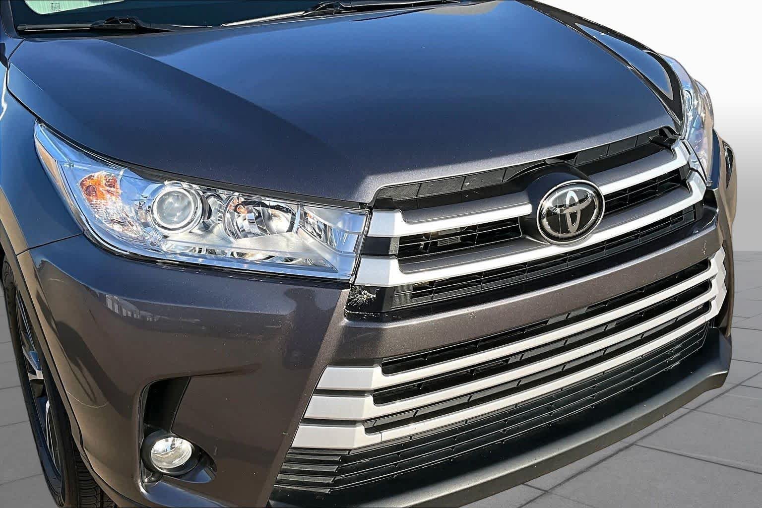 Used 2019 Predawn Gray Mica Toyota LE Plus image 29