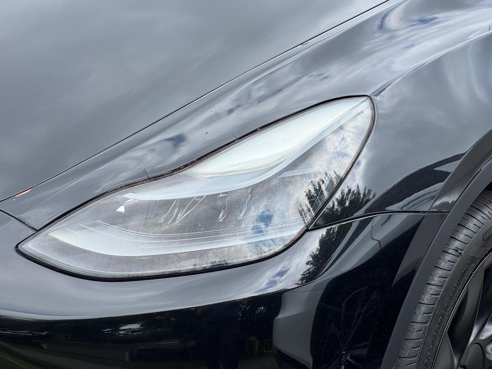 Used 2023  TESLA  image 2