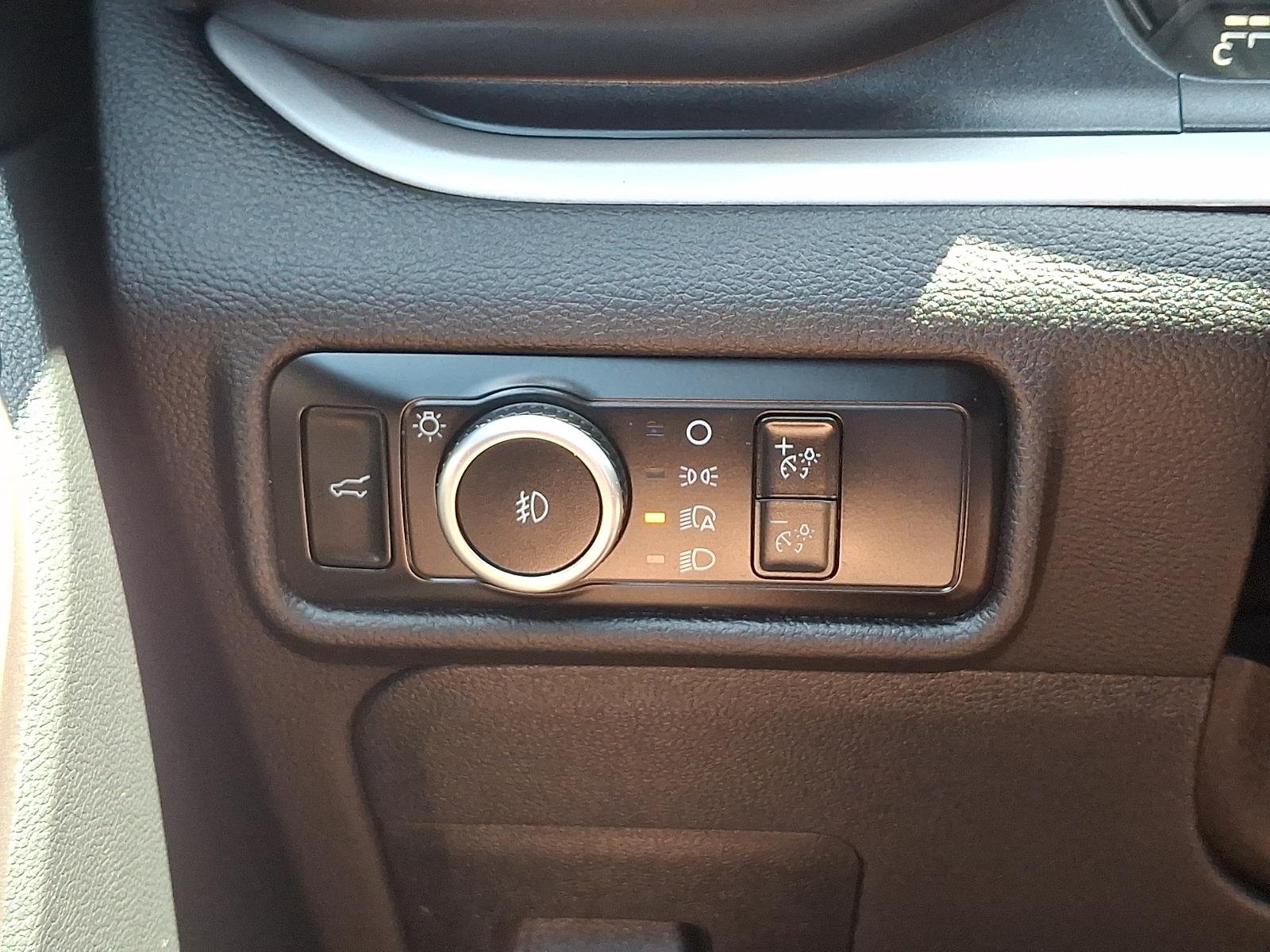 Certified Used 2023 Carbonized Gray Ford XLT image 22