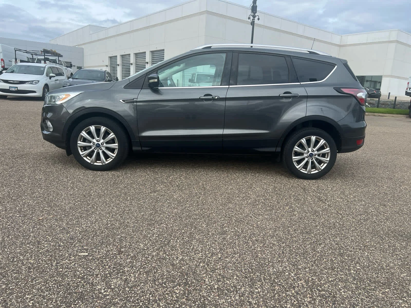 Used 2017 Magnetic Metallic Ford Titanium image 4