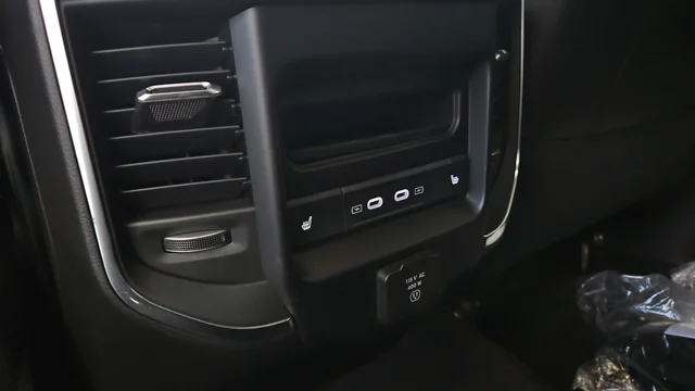 New 2026 Silver-Zynith Exterior Paint RAM Laramie image 12