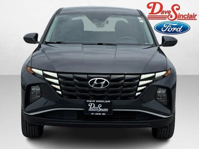 Used 2024 Gray Hyundai SE image 2