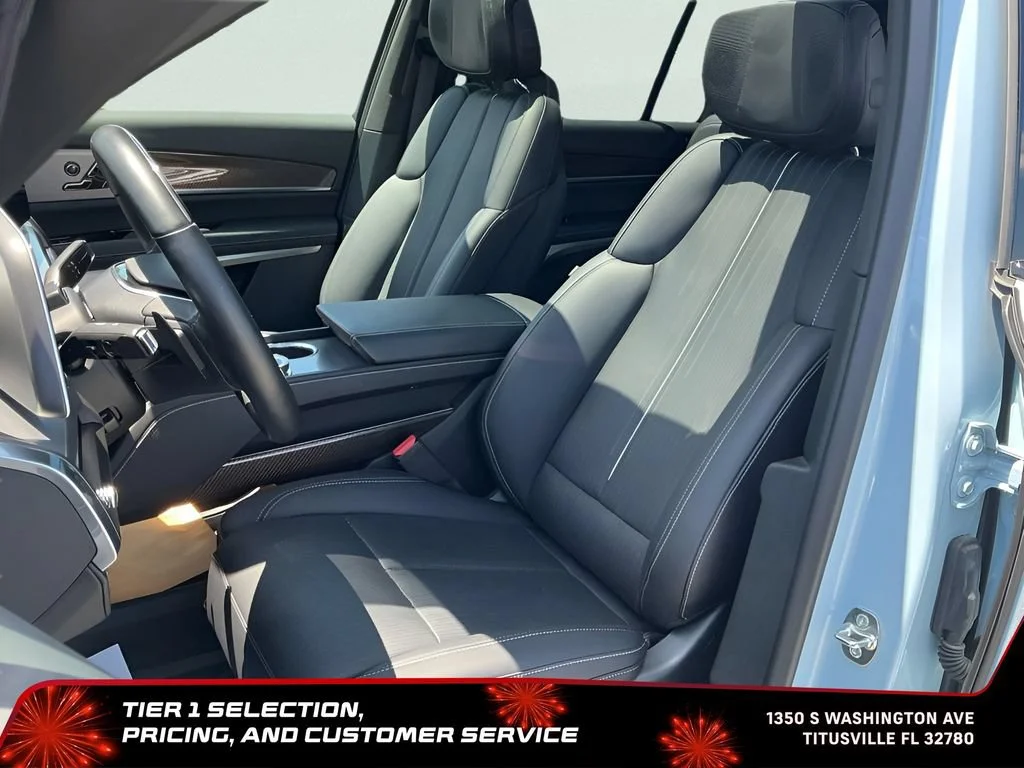 Used 2026 Nimbus Metallic Cadillac Sport image 34