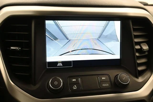 Used 2023 Summit White GMC SLE image 17