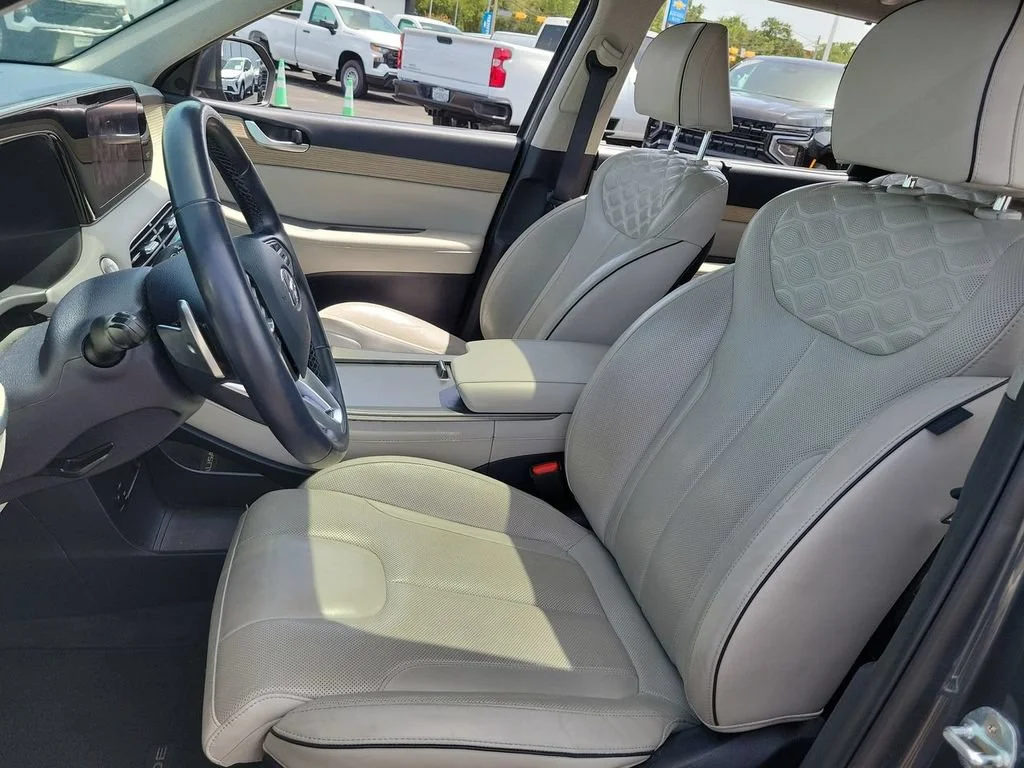 Used 2021 Gray Hyundai Limited image 19