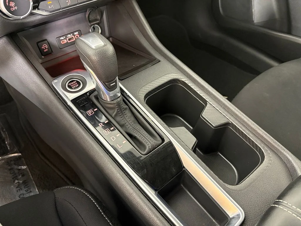 Used 2025 White Nissan SV image 30