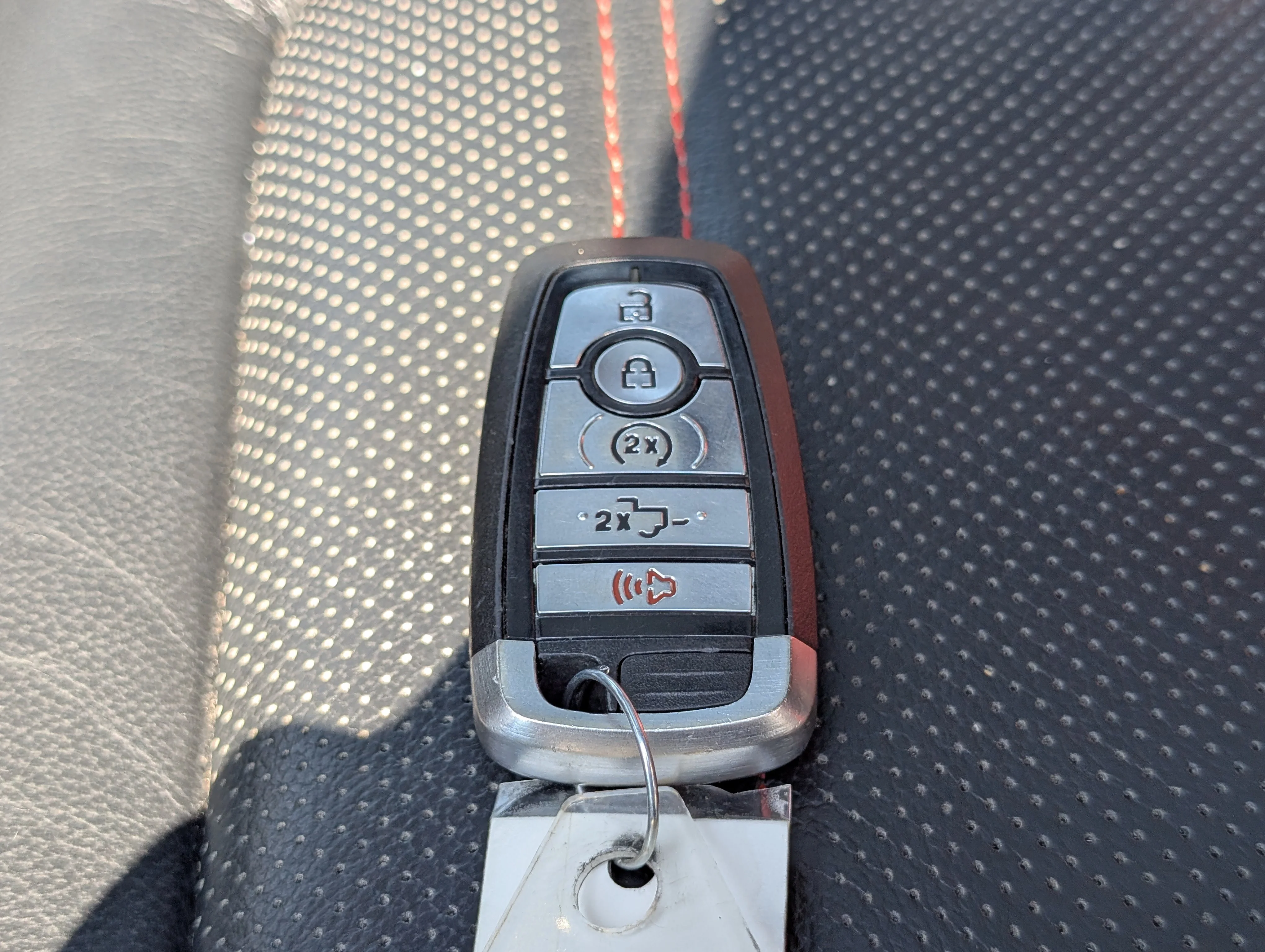 Used 2019 Oxford White Ford XL 4WD SuperCrew 5.5