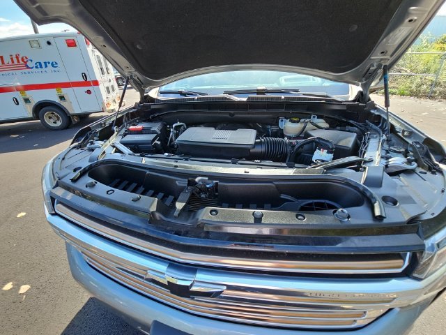 Used 2024 Sterling Gray Metallic Chevrolet High Country image 39