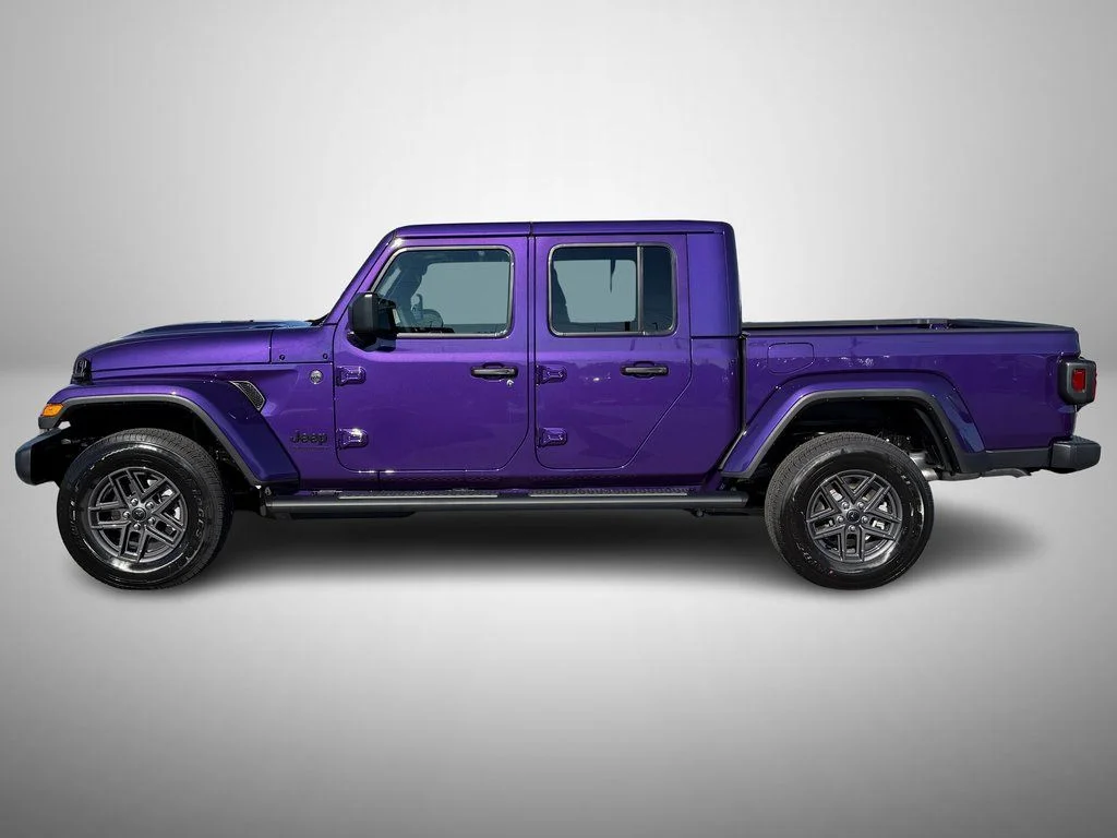 New 2026 Reign Exterior Paint Jeep Sport S image 5
