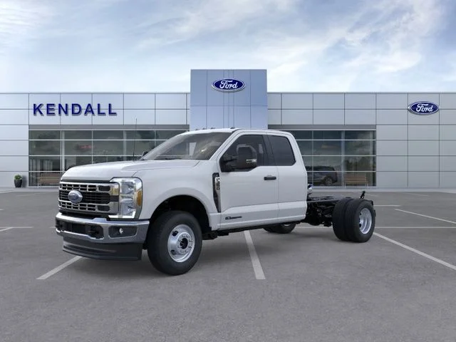2025 Ford F-350 Super Duty Chassis Cab