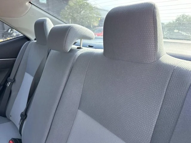 Used 2014 Silver Toyota L image 15