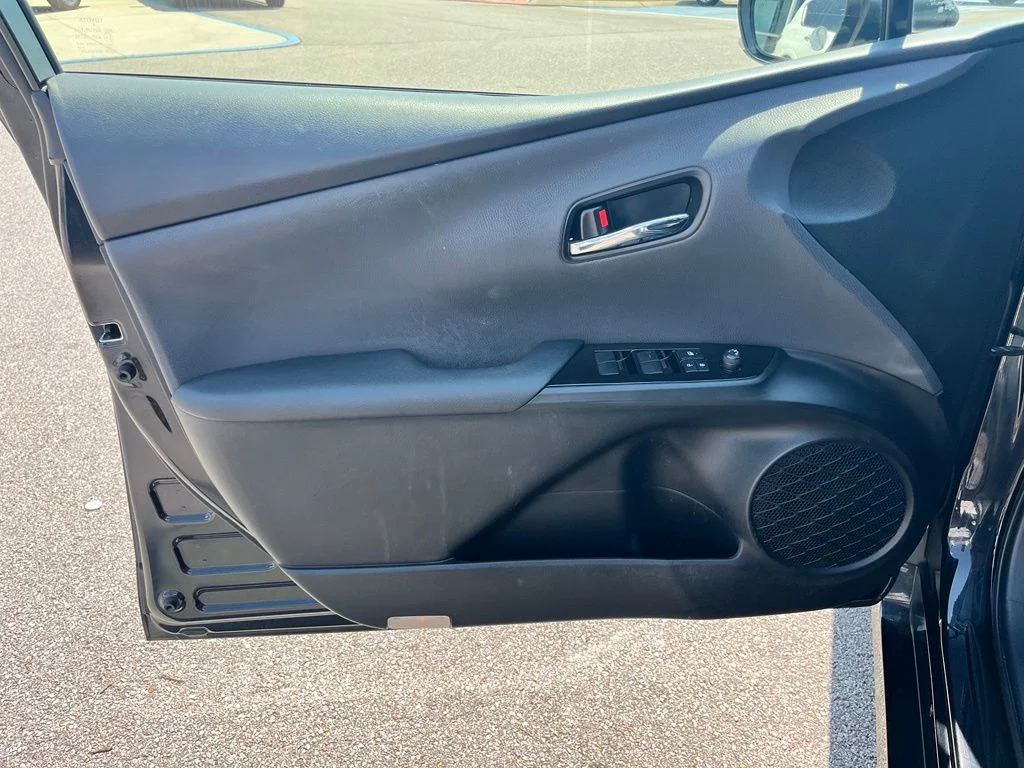 Used 2022 Black Toyota XLE image 12