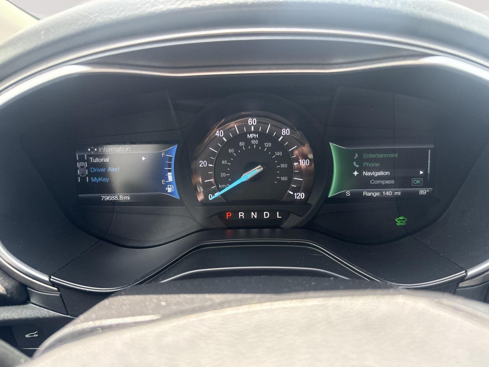 Used 2019 Ingot Silver Ford SE image 2
