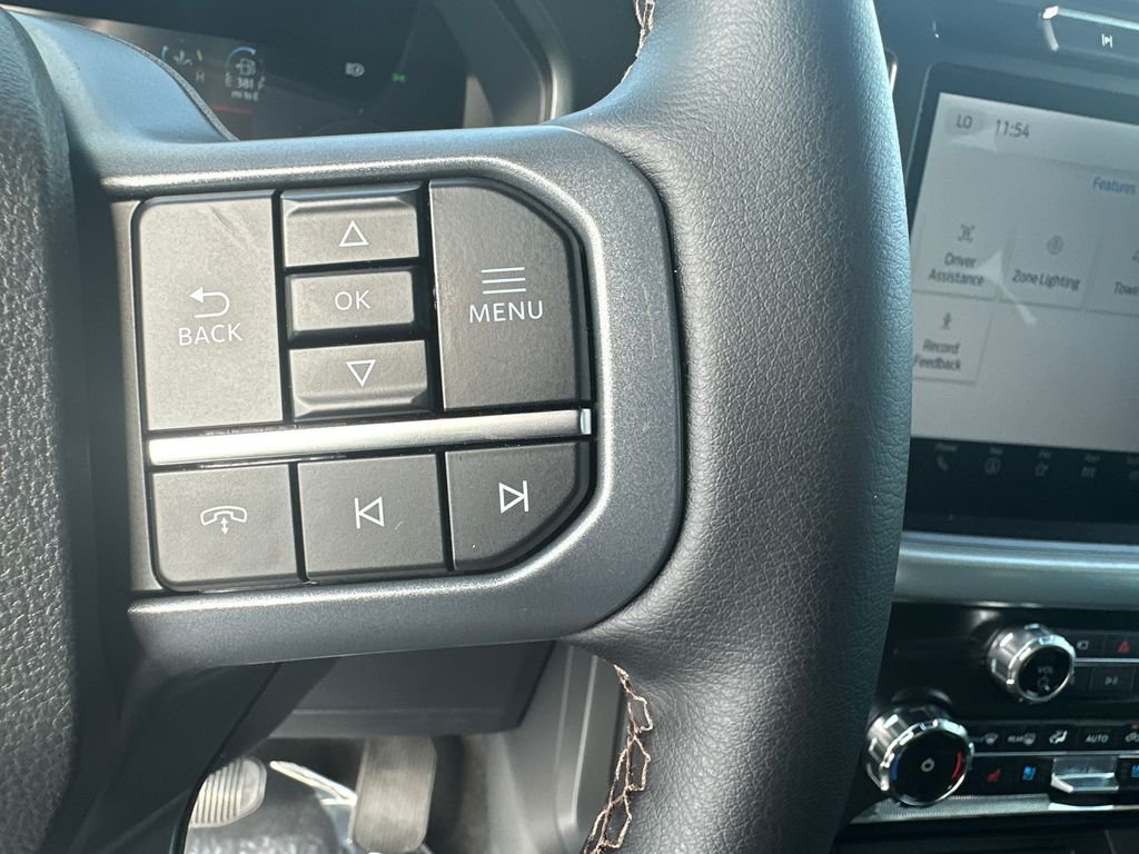 New 2025 White Ford Lariat image 30