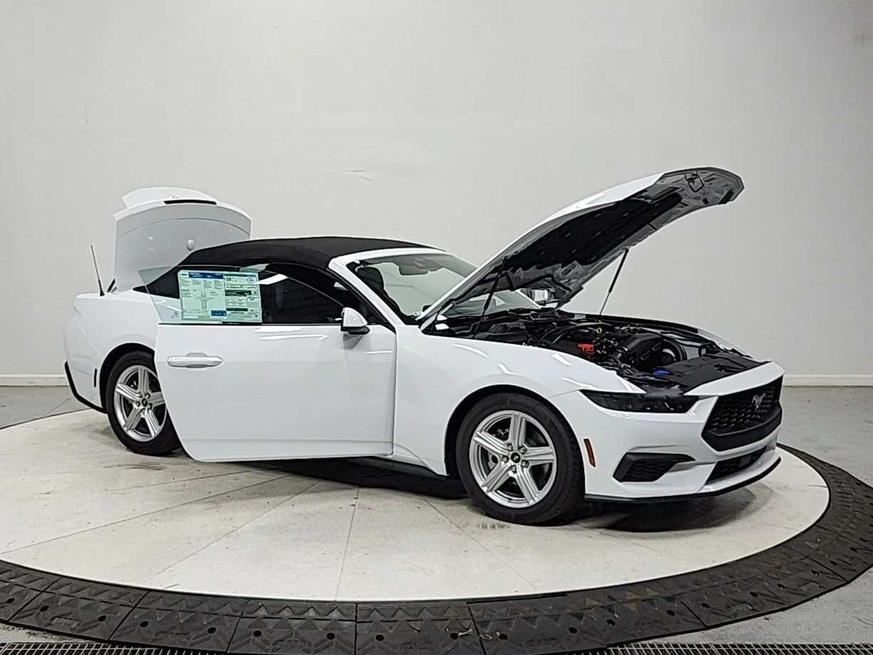 New 2026 Oxford White Ford EcoBoost® Premium Convertible image 9