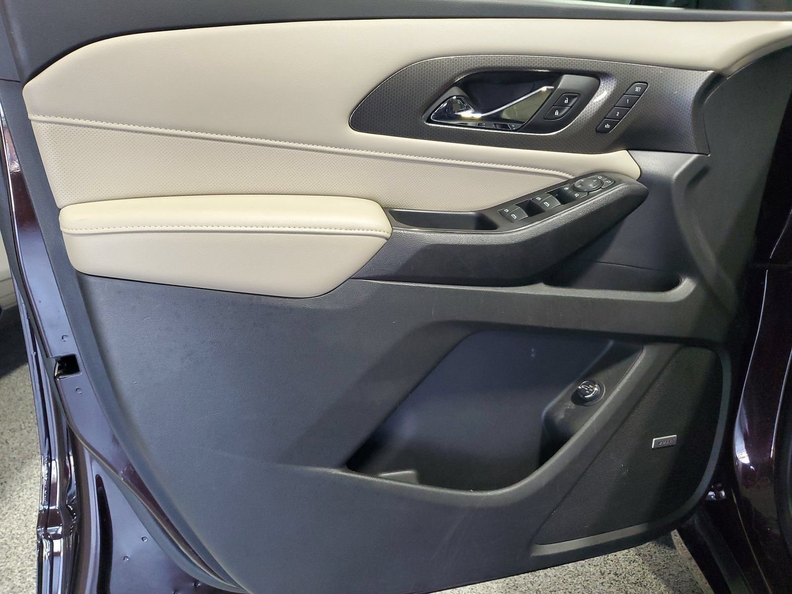 Used 2023 Red Chevrolet Premier image 13