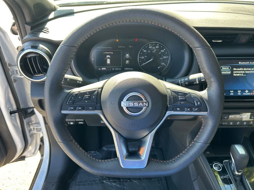 Used 2023 White Nissan SR image 16