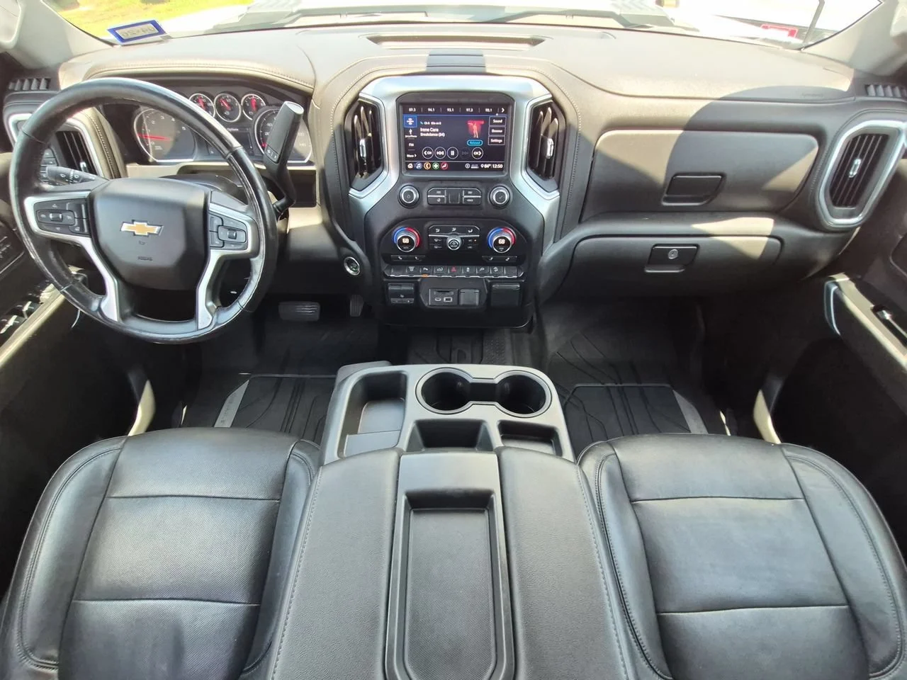 Used 2020 SUMMIT WHITE Chevrolet LTZ image 19