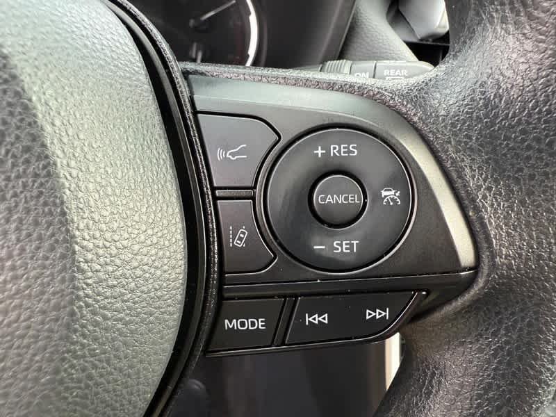 Used 2025 Midnight Black Metallic Toyota XLE image 14