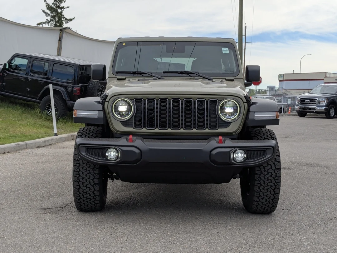 New 2025 41 Jeep Rubicon - - 4x4 - Convenience Group - Heated Seats & Steering - Safety Group - A/T Tires & More! image 2