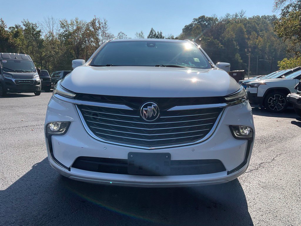 Used 2023 White Buick Essence image 2