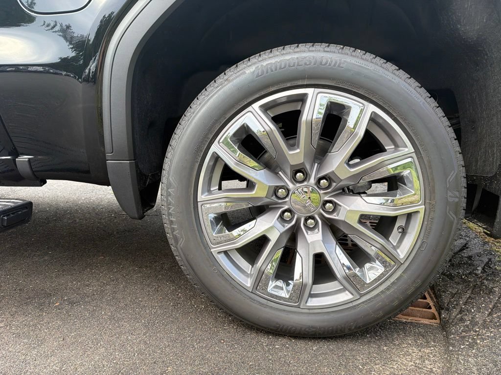 2026 GMC Sierra 1500 Denali - Photo 9