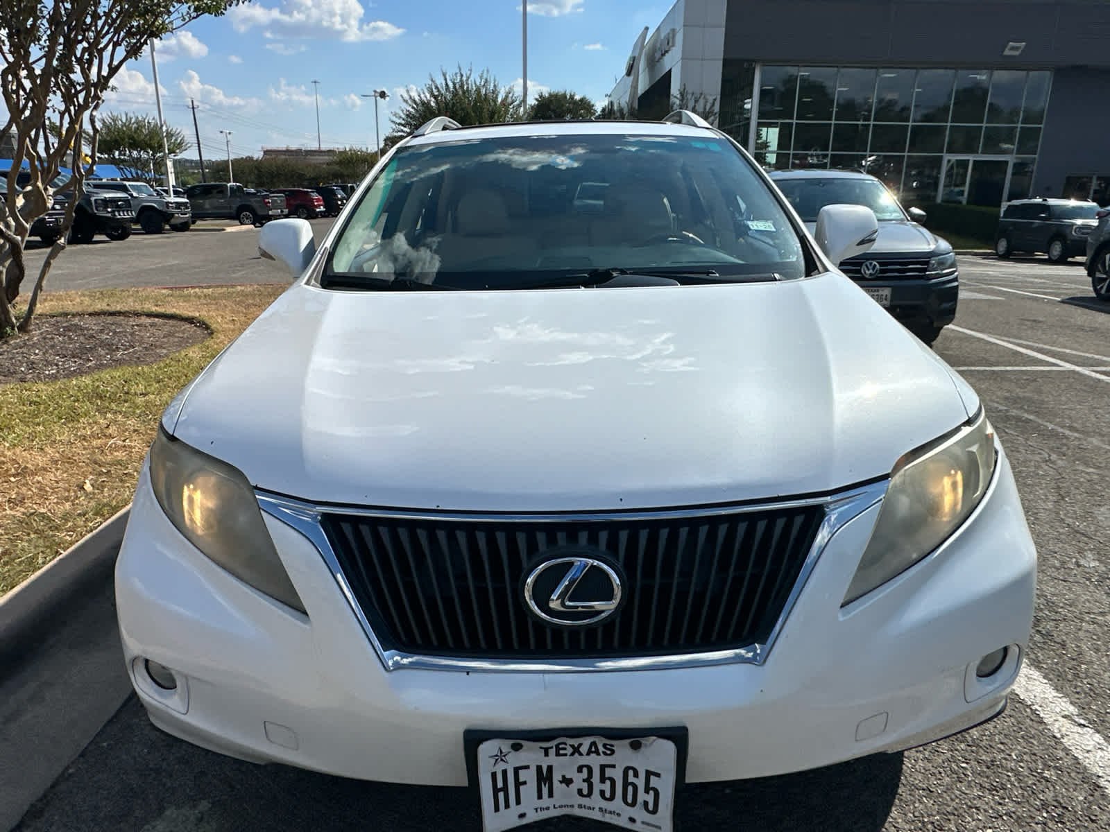 Used 2011 Starfire Pearl Lexus  image 3