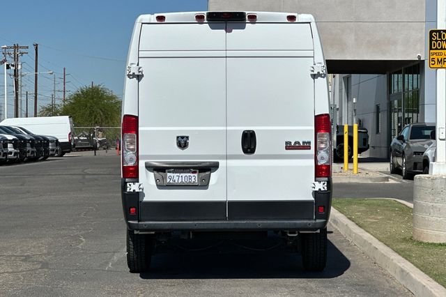 Used 2020 White Ram Base image 4