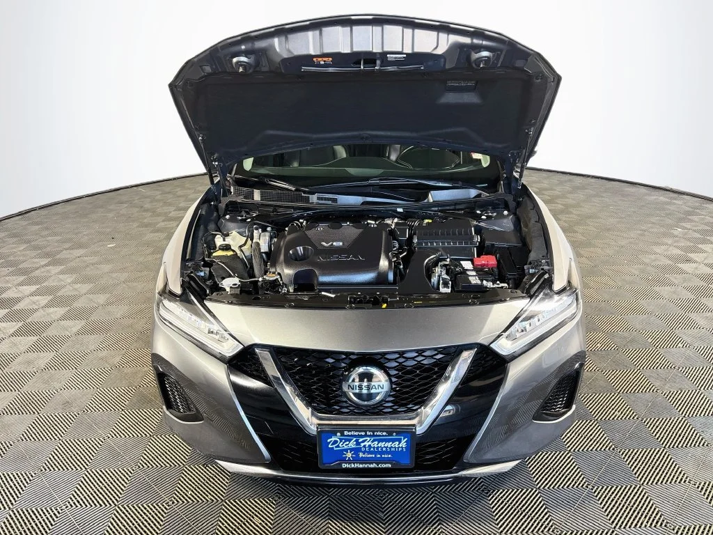 Used 2021 Gray Nissan SV image 22