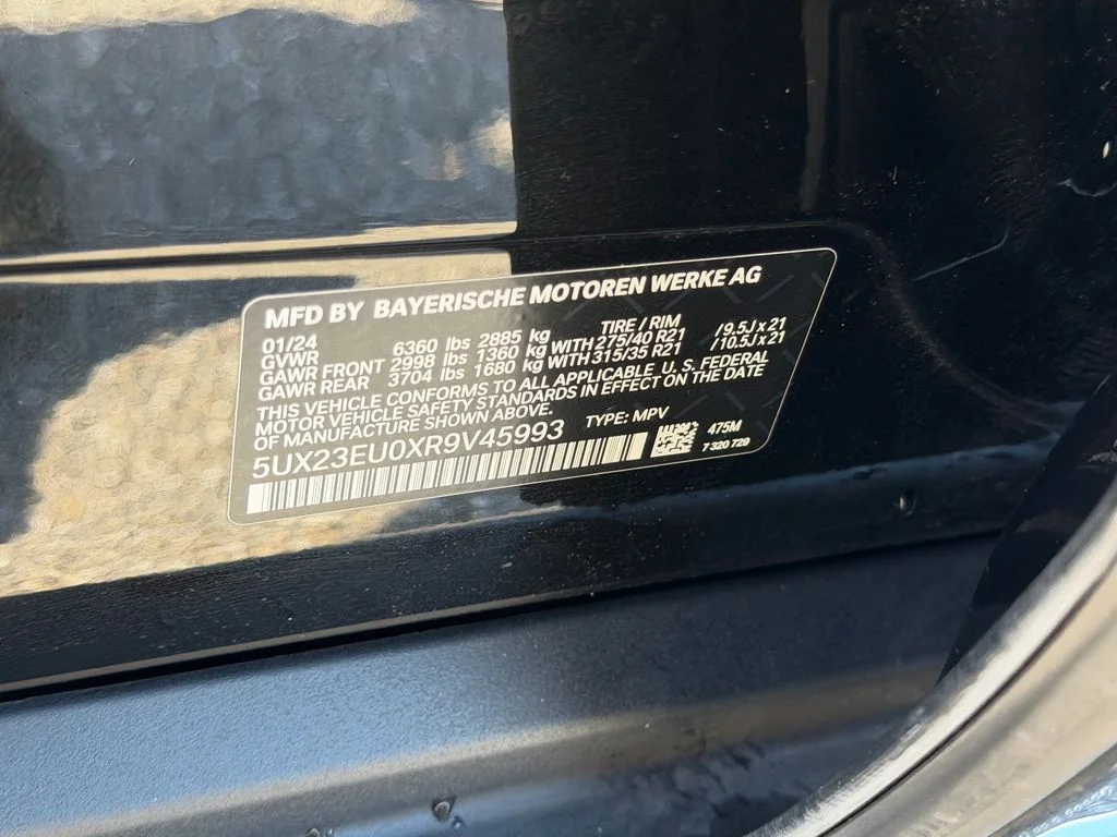 Used 2024 Black Sapphire Metallic BMW xDrive40i image 21