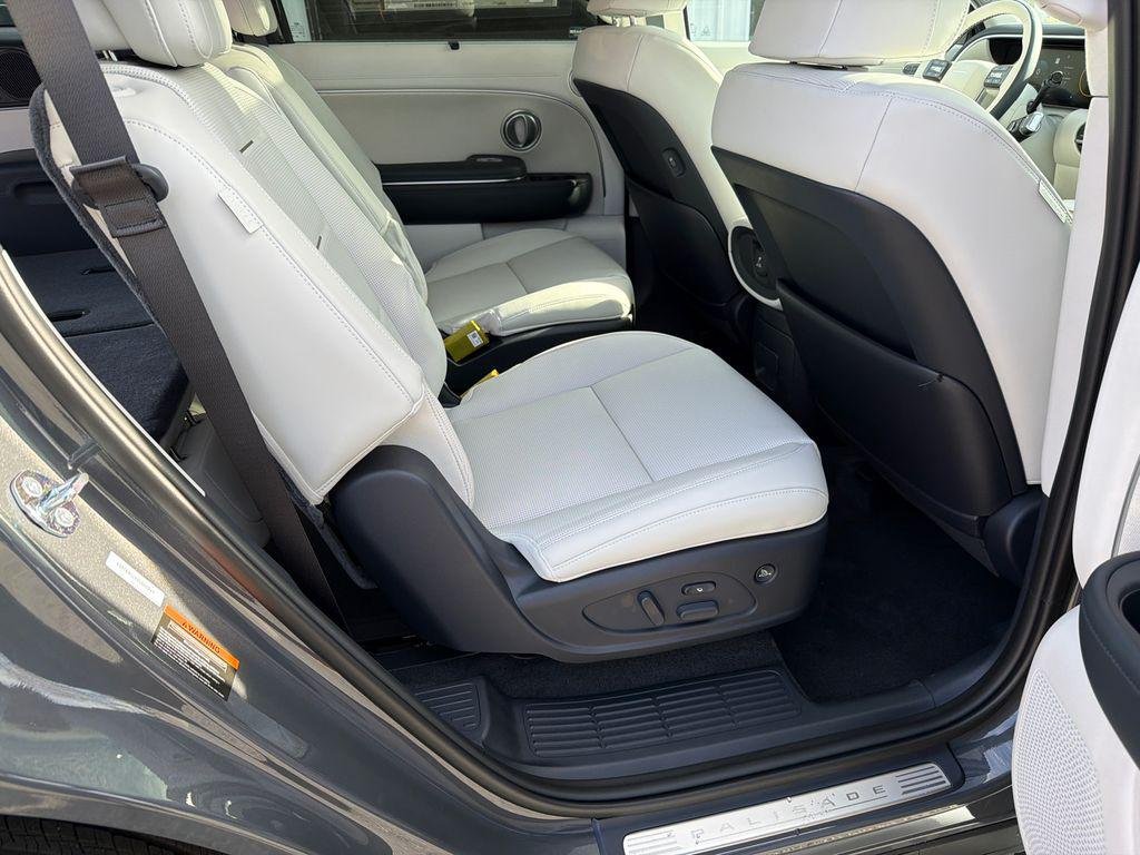 New 2026 Gray Hyundai Calligraphy FWD image 15