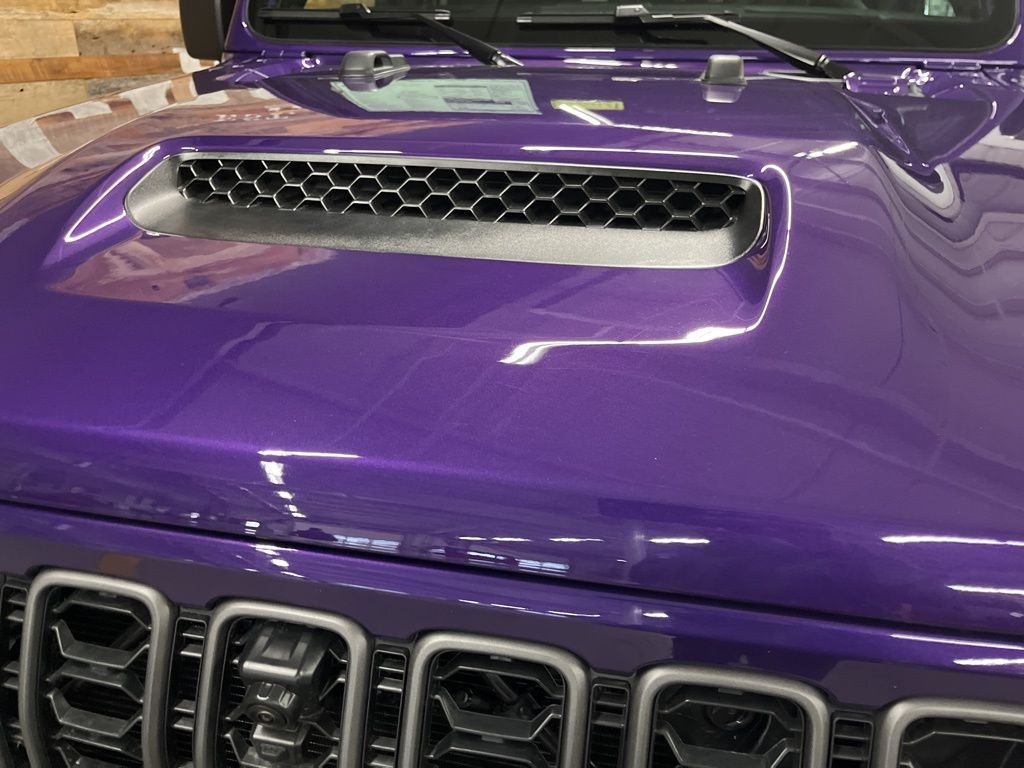 New 2026 Reign Exterior Paint Jeep Mojave X image 11