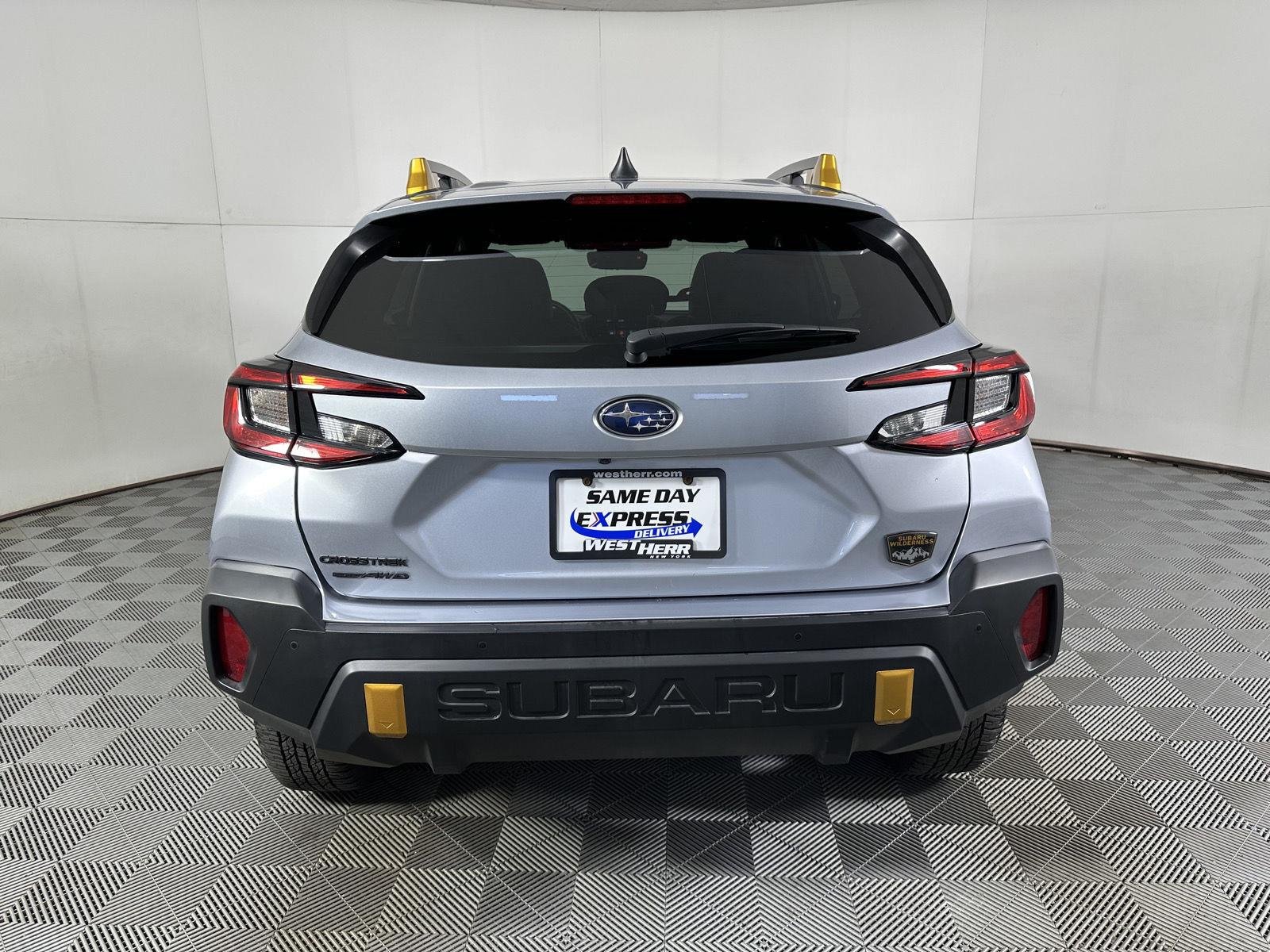 Used 2024 Ice Silver Metallic Subaru Wilderness image 12