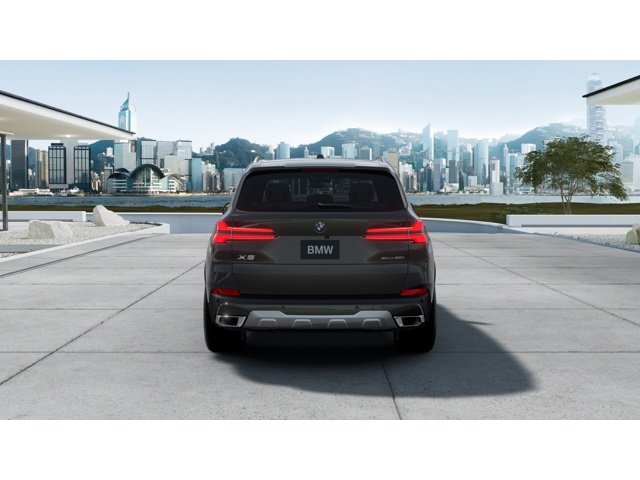 New 2026 Dravit Grey Metallic BMW sDrive40i image 5