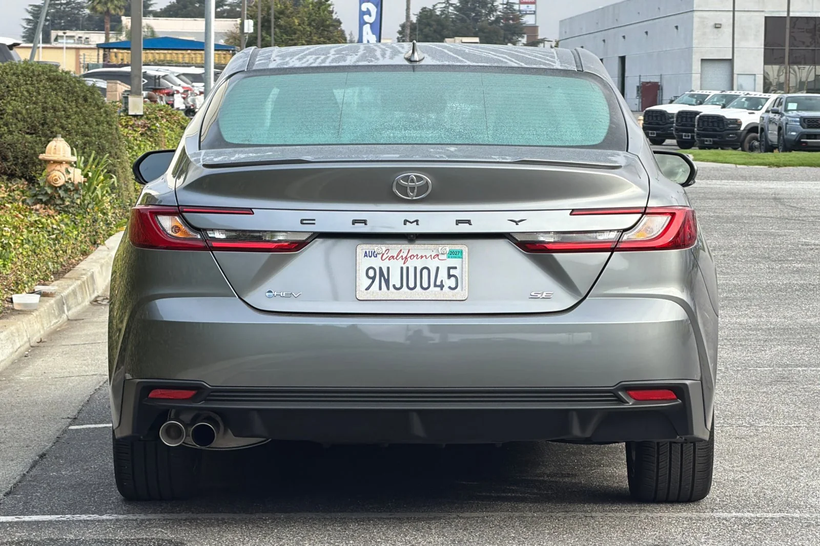 Used 2025  Toyota SE image 5