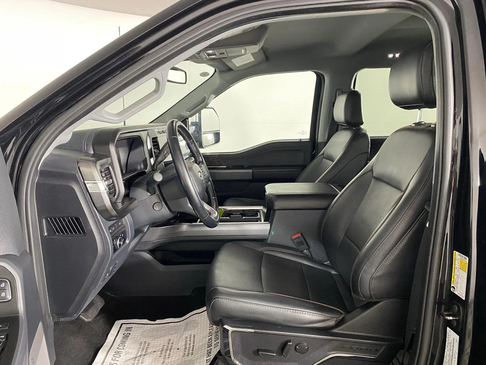 Used 2024 Agate Black Ford LARIAT image 20
