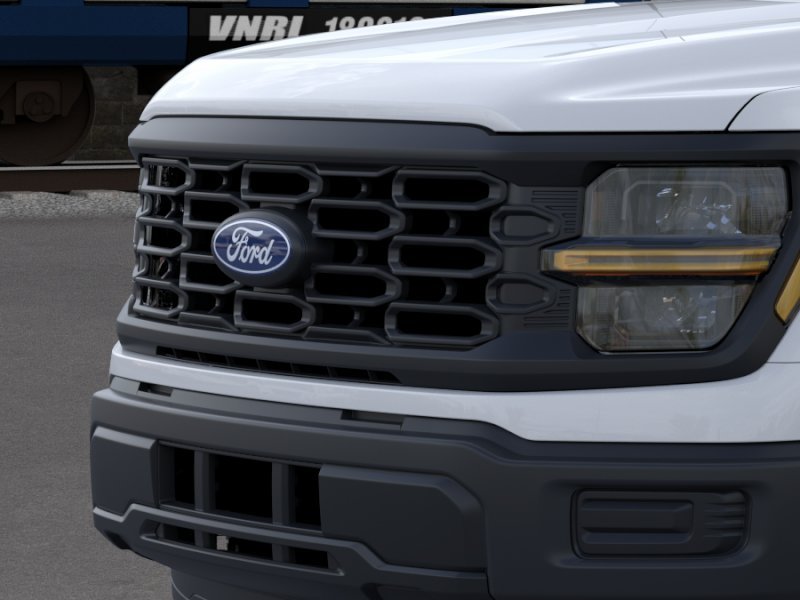 New 2026 Oxford White Ford XL image 30