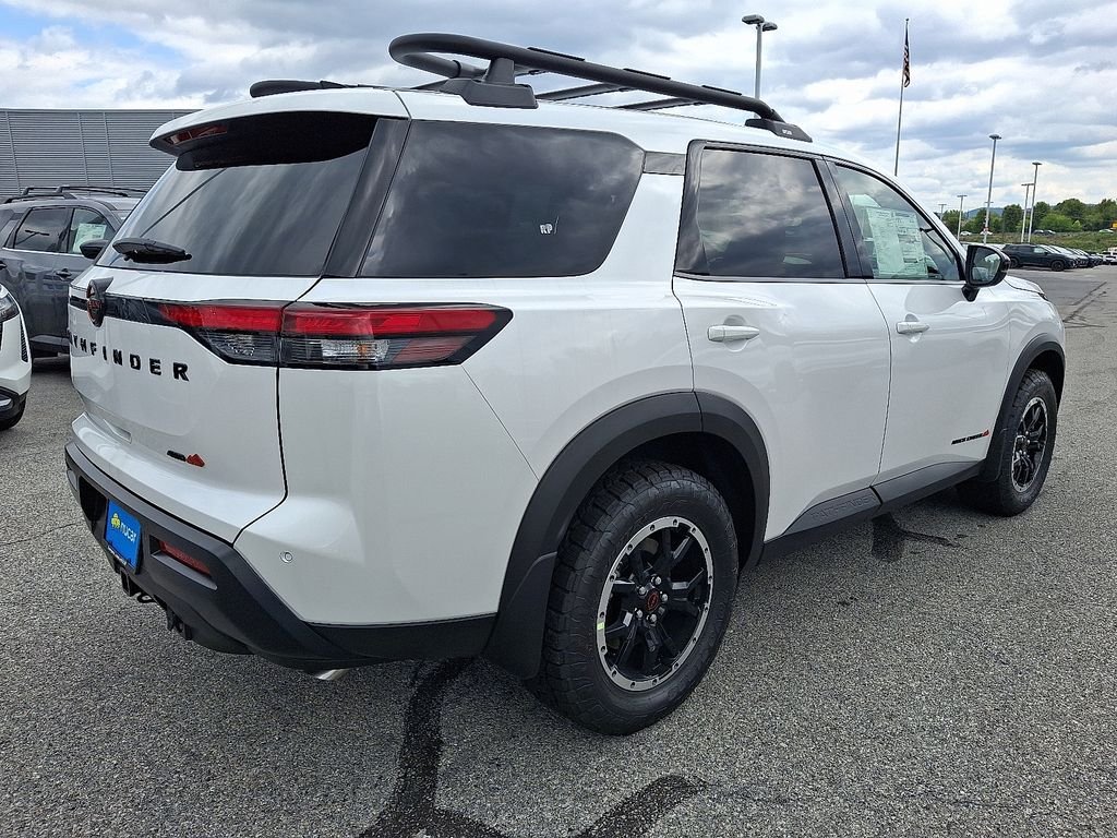 New 2026 Everest White Pearl TriCoat Nissan Rock Creek® image 4