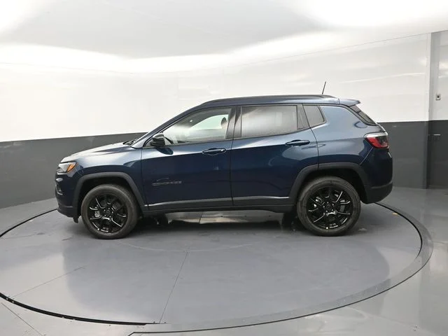New 2026 Fathom Blue Pearl-Coat Exterior Paint Jeep Latitude image 6