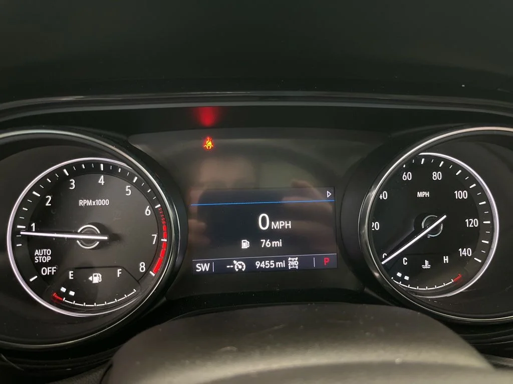 Used 2023 Gray Buick Essence image 12
