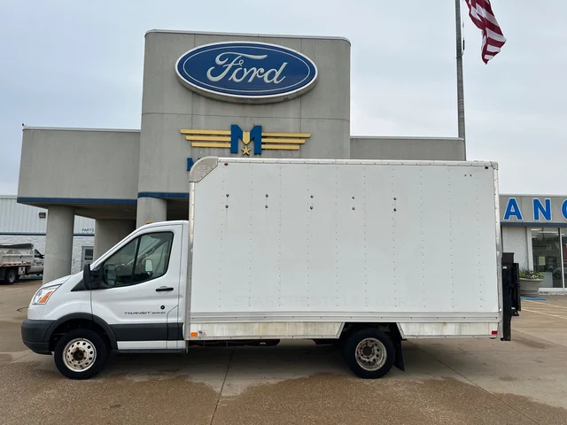 2018 Ford Transit-350 Cutaway 
