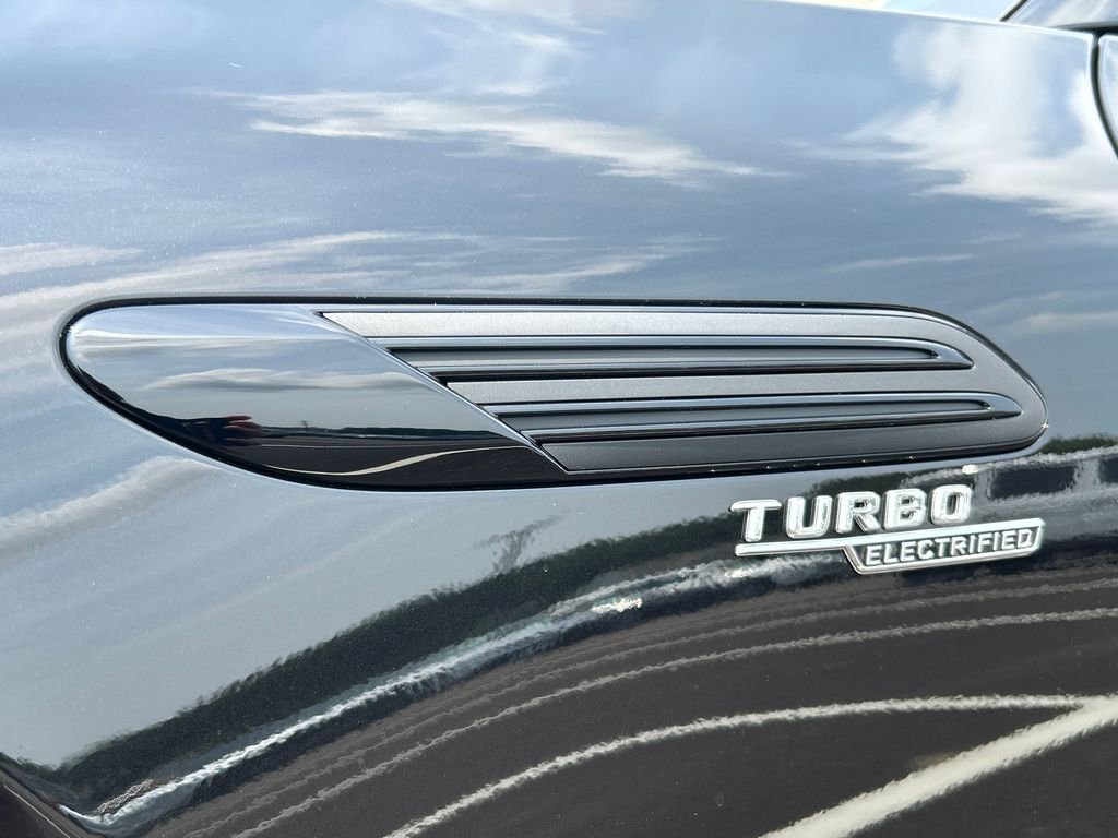 New 2027 Obsidian Black Metallic Mercedes-Benz AMG® SL 43 Roadster image 29