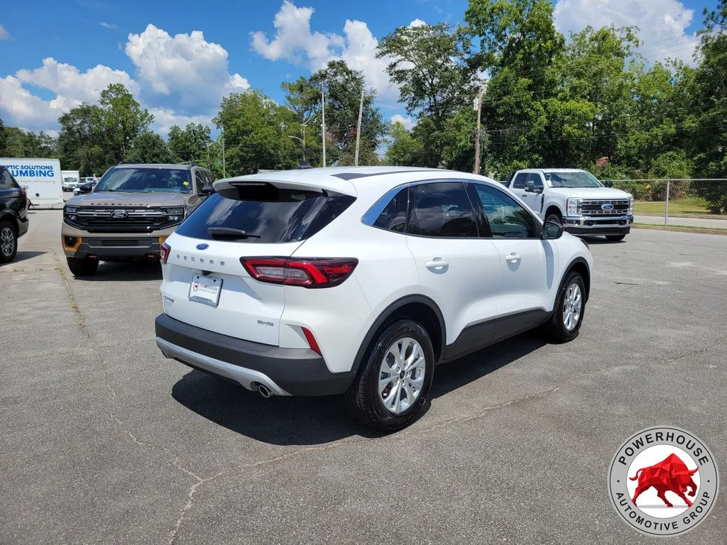 Used 2024 White Ford Active image 6