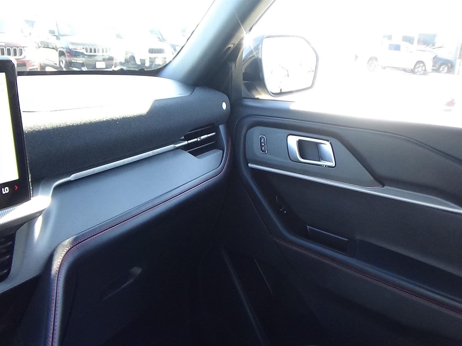 Used 2025 Carbonized Gray (m7) Ford ST-Line image 32