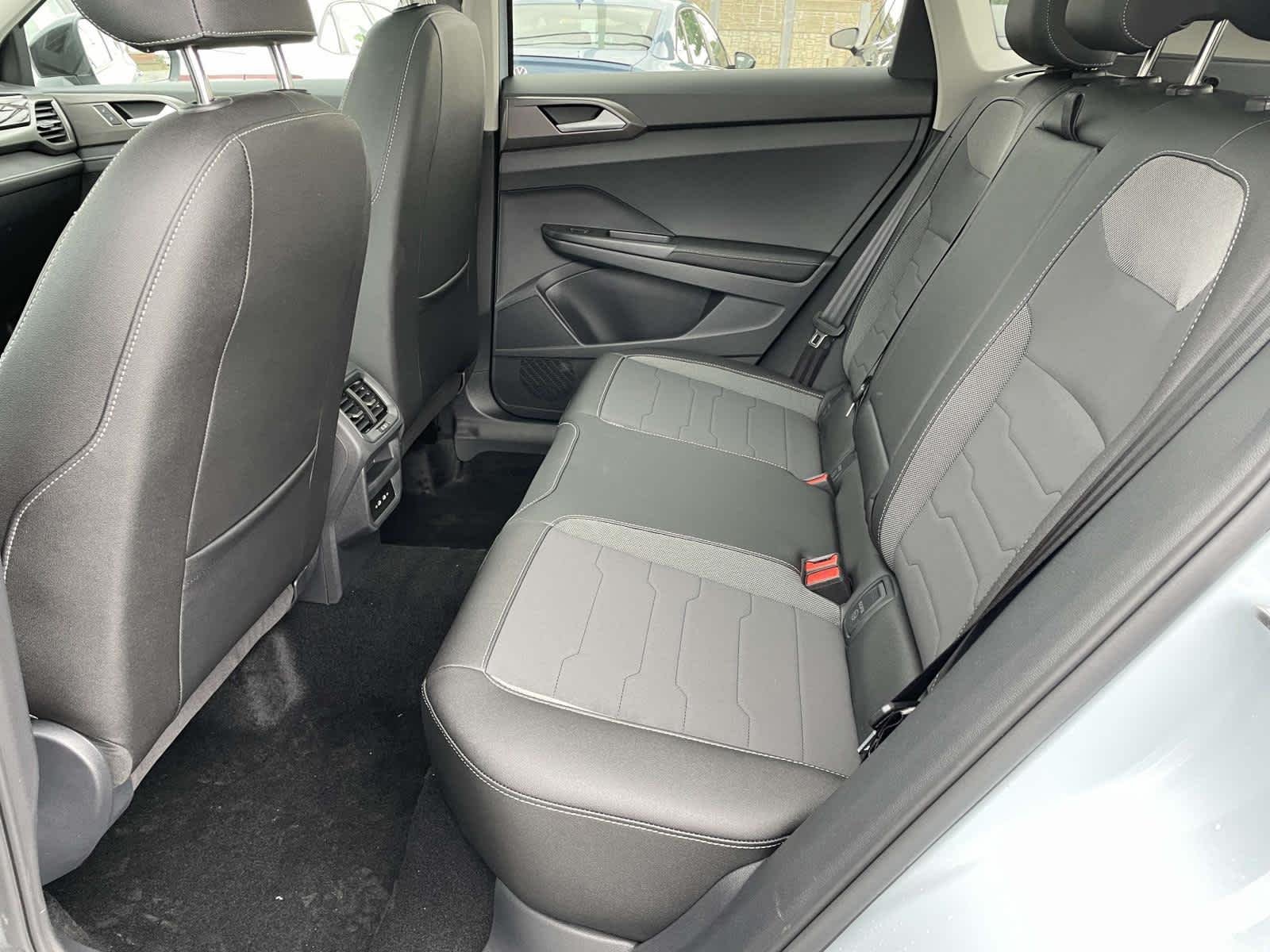 New 2026 Monument Gray w/Deep Black Roof Volkswagen SE Black image 16