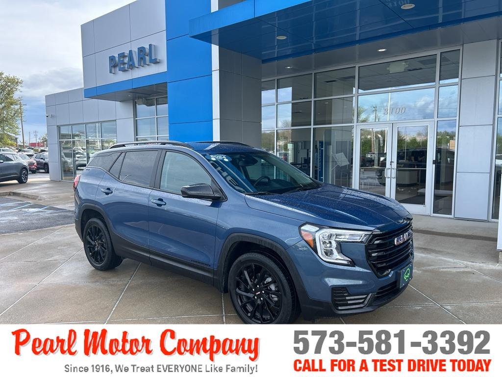2024 GMC Terrain SLE AWD's photo
