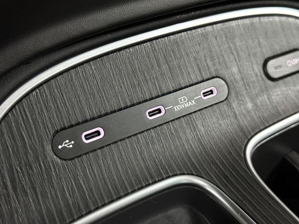 Used 2026 Abyss Black Hyundai Calligraphy image 34