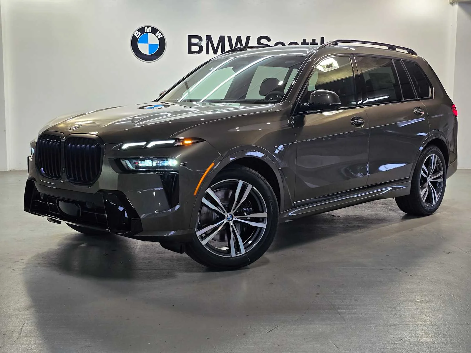 2026 BMW X7 xDrive40i's photo