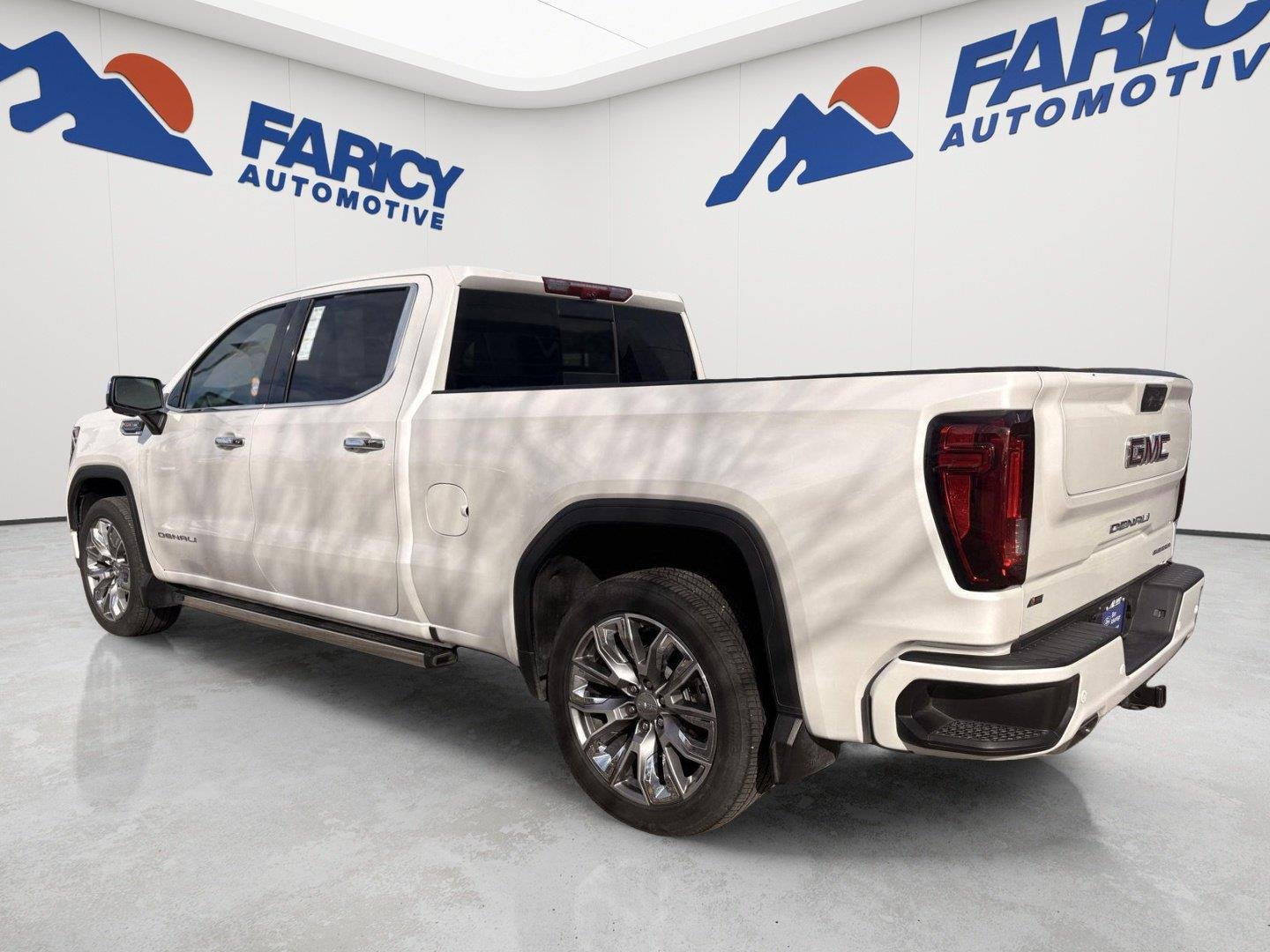 Certified Used 2025 White Frost Tri-Coat GMC Denali image 3