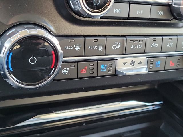 New 2026 Carbonized Gray Metallic Ford F-350® Lariat® image 10